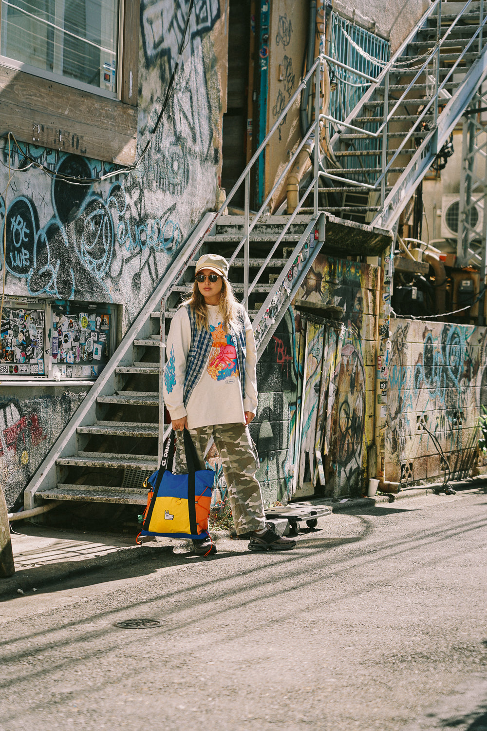 The Adventure Tote in Blue + Yellow - El Dingo