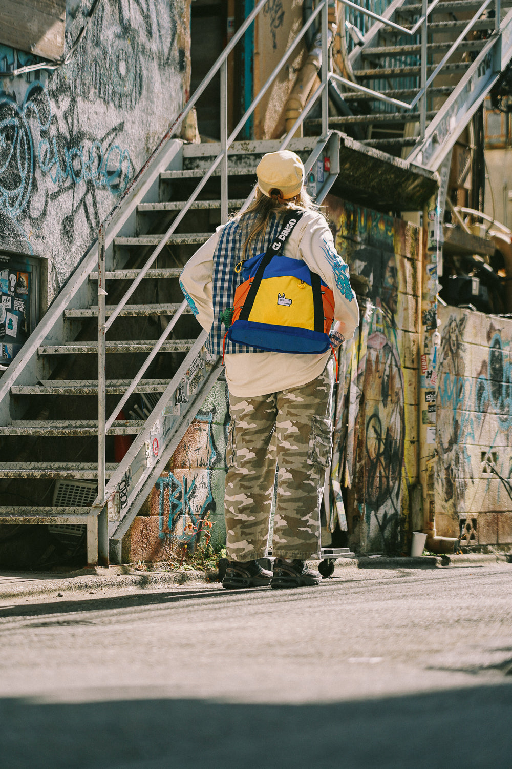 The Adventure Tote in Blue + Yellow - El Dingo