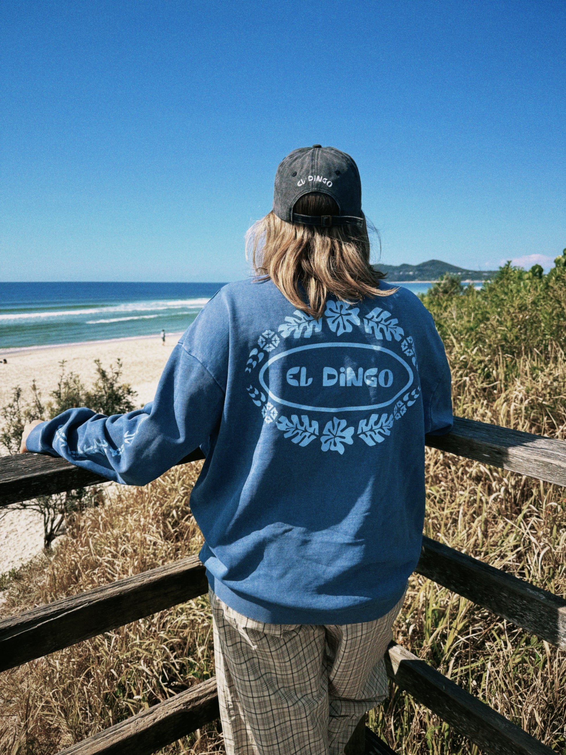 Surf Shop Vintage Wash Sweatshirt - El Dingo