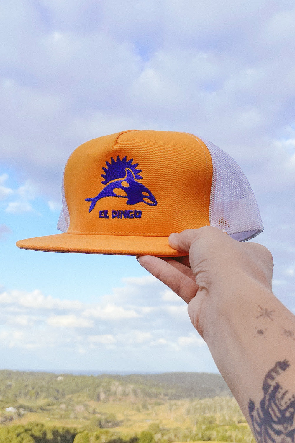 El Dingo A-Frame Trucker Hat With Killer Whale - El Dingo